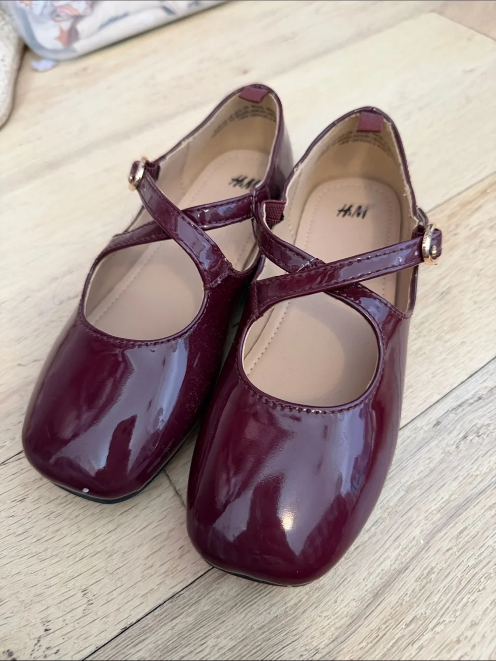 H&M Girls' Burgundy Patent Cross-Strap Mary Janes